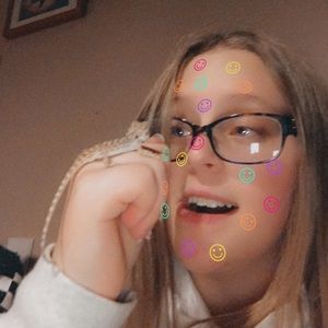 Meet your Posher, Macey